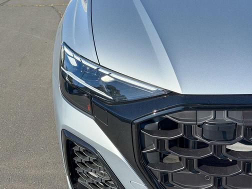 Satellite Silver Metallic 2025 Audi Q8 55 Premium
