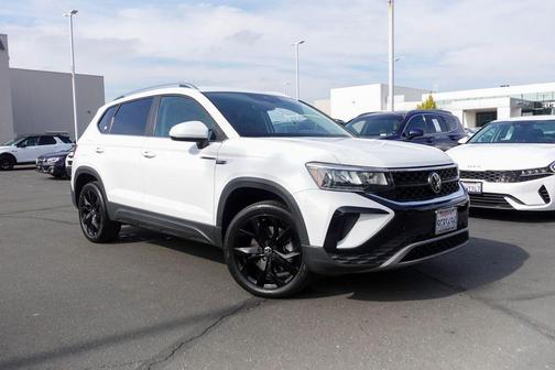 2023 Volkswagen Taos 1.5T SE
