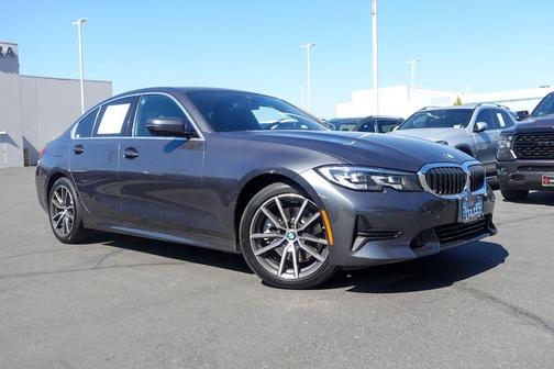 2020 BMW 330 i