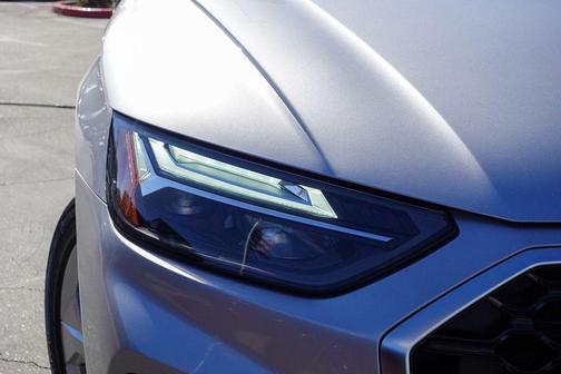 2022 Audi Q5 45 S line quattro Premium