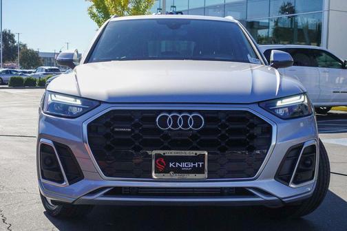 2022 Audi Q5 45 S line quattro Premium