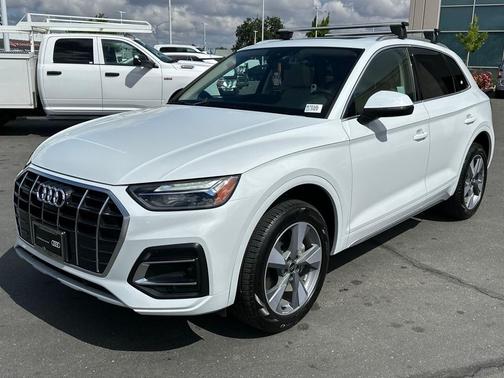 2024 Audi Q5 40 Premium