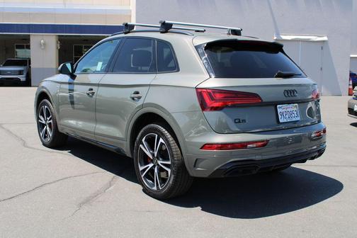 2025 Audi Q5 45 S line quattro Premium