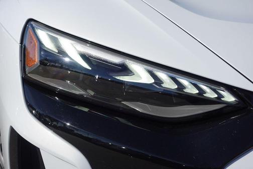 2024 Audi e-tron GT Premium Plus