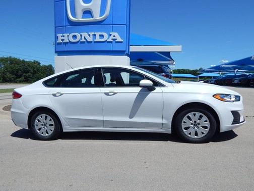 2019 Ford Fusion S