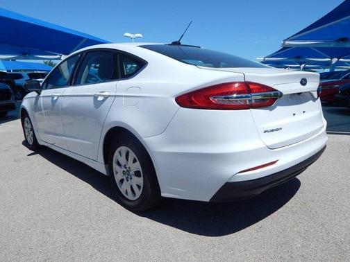 2019 Ford Fusion S