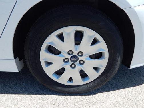 2019 Ford Fusion S