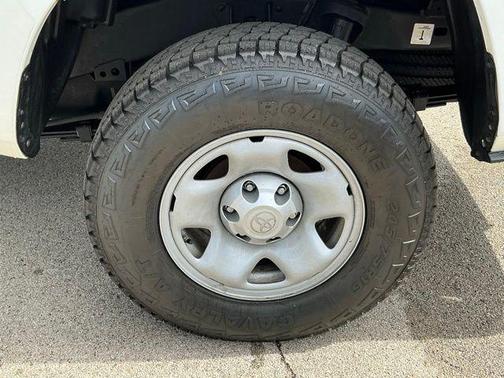 Ice Cap 2023 Toyota Tacoma SR