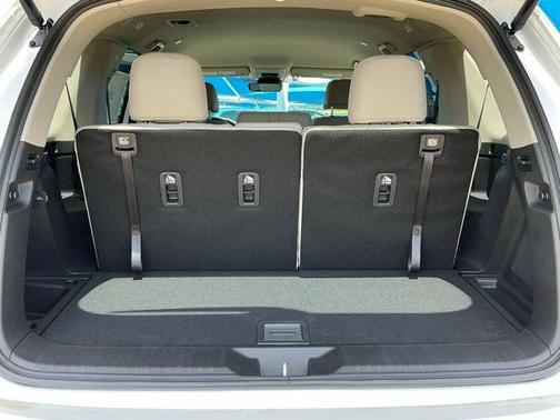 Platinum White Pearl 2026 Honda Pilot EX-L