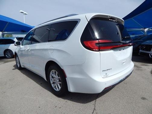 2021 Chrysler Pacifica Touring L
