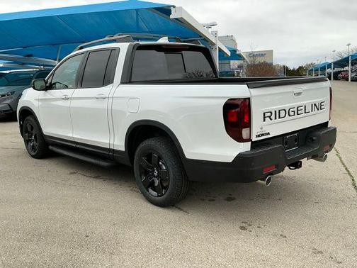Platinum White Pearl 2026 Honda Ridgeline Black
