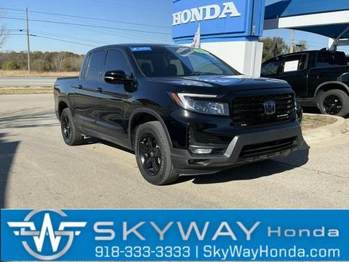 2023 Honda Ridgeline Black