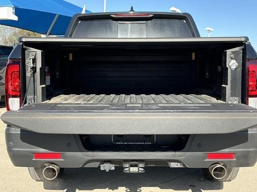 2023 Honda Ridgeline Black