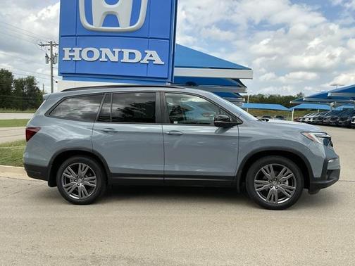 2022 Honda Pilot 2WD Sport