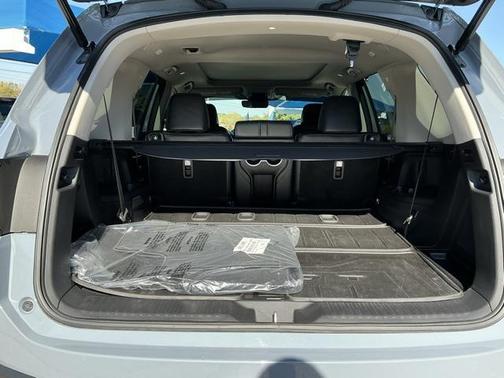 2023 Honda Pilot AWD Elite