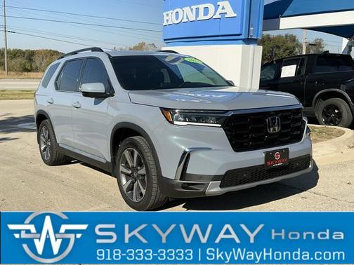 2023 Honda Pilot AWD Elite
