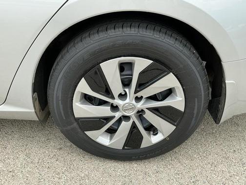 2022 Nissan Altima S FWD
