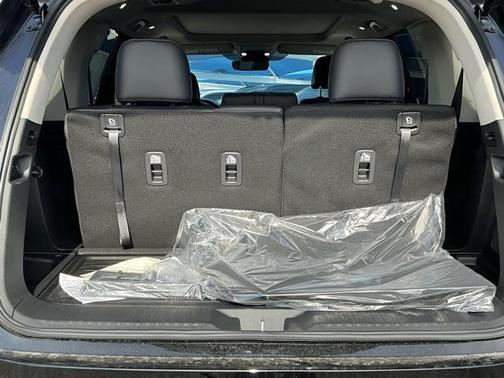 2025 Honda Pilot Touring 8-Passenger