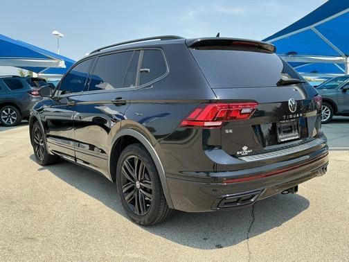2022 Volkswagen Tiguan 2.0T SE R-Line Black