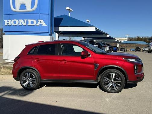 2024 Mitsubishi Outlander Sport SE