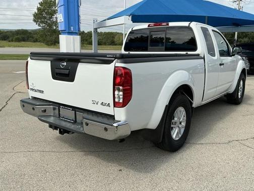 2021 Nissan Frontier SV