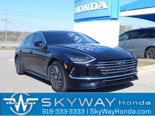 2023 Hyundai SONATA Hybrid Limited