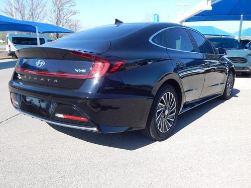 2023 Hyundai SONATA Hybrid Limited