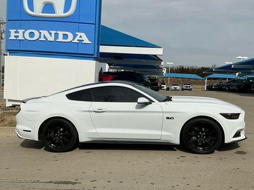 2017 Ford Mustang GT