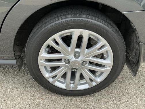 2024 Mitsubishi Mirage G4 LE