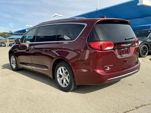 2018 Chrysler Pacifica Touring-L Plus