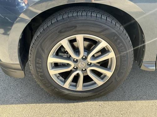 2016 Nissan Pathfinder S