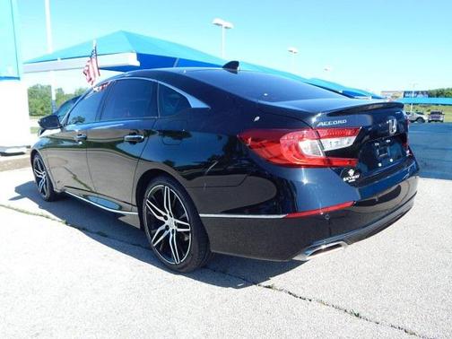 2022 Honda Accord Touring 2.0T