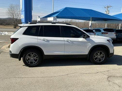 2024 Honda Passport AWD TrailSport
