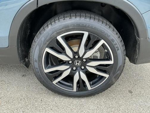 2020 Honda Pilot Touring 8-Passenger