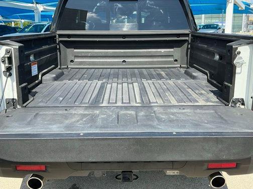 Platinum White Pearl 2022 Honda Ridgeline Black