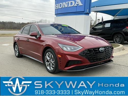 2023 Hyundai SONATA SEL