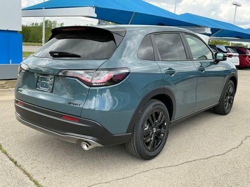 Nordic Forest Pearl 2026 Honda HR-V AWD Sport