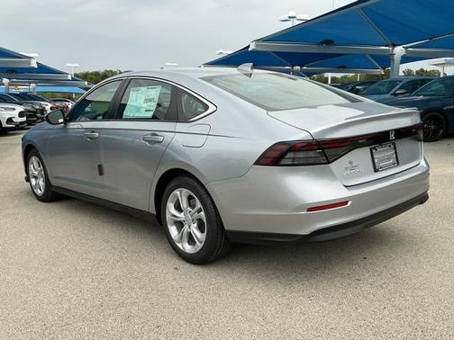 2025 Honda Accord LX 1.5T