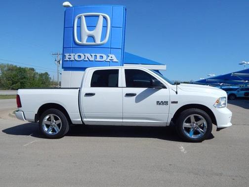 2015 RAM 1500 Tradesman/Express