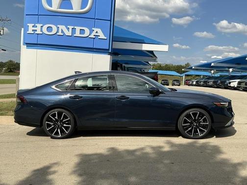 2025 Honda Accord Hybrid Touring