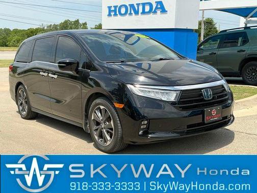 Crystal Black Pearl 2024 Honda Odyssey Elite