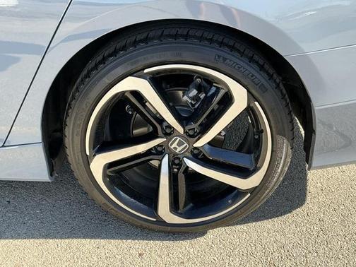 2022 Honda Accord Hybrid Base