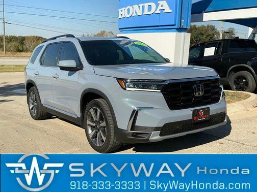 2023 Honda Pilot AWD Elite