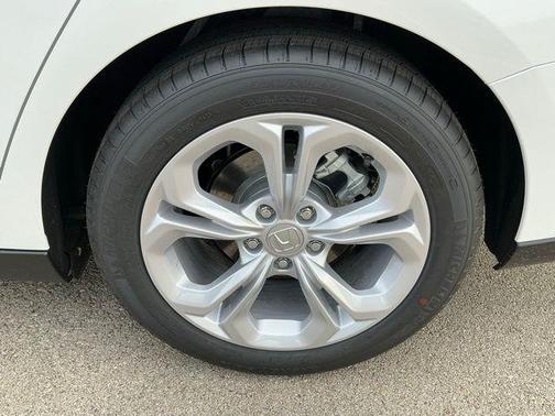 2025 Honda Accord LX 1.5T