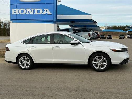 2025 Honda Accord LX 1.5T