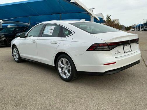 2025 Honda Accord LX 1.5T