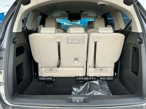 Modern Steel Metallic 2026 Honda Odyssey Touring