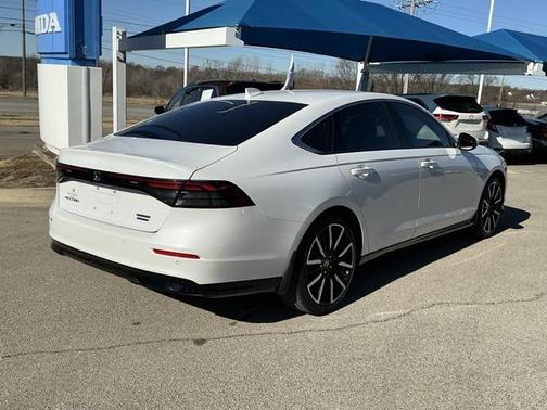 2023 Honda Accord Hybrid Touring