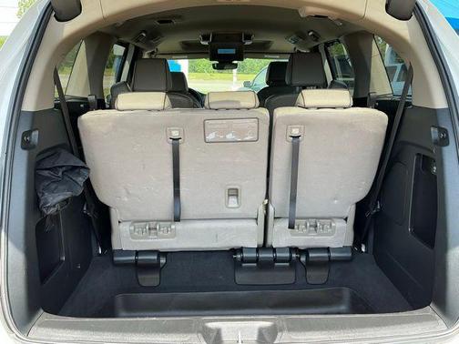 Platinum White Pearl 2023 Honda Odyssey Elite
