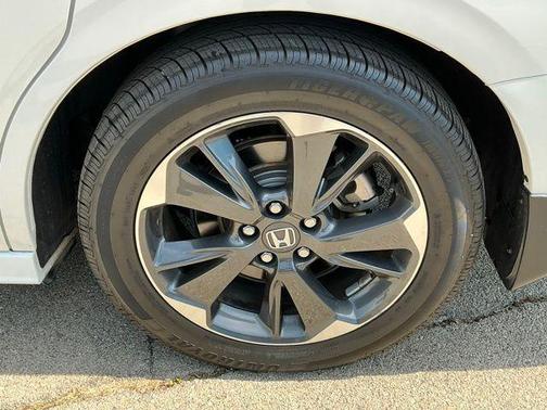 Platinum White Pearl 2023 Honda Odyssey Elite